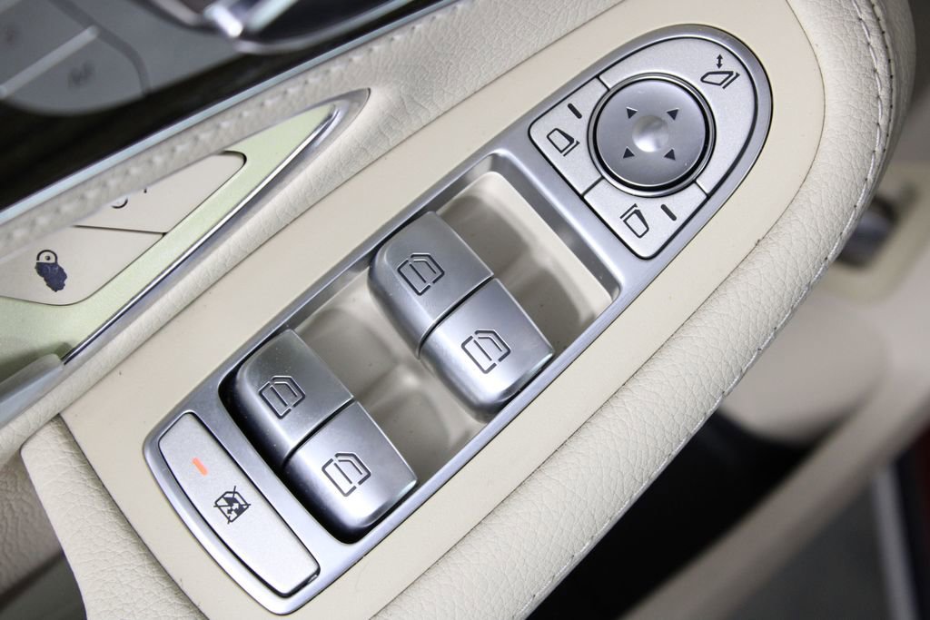 Used 2016 Mercedes-Benz C 300 Sedan image 22