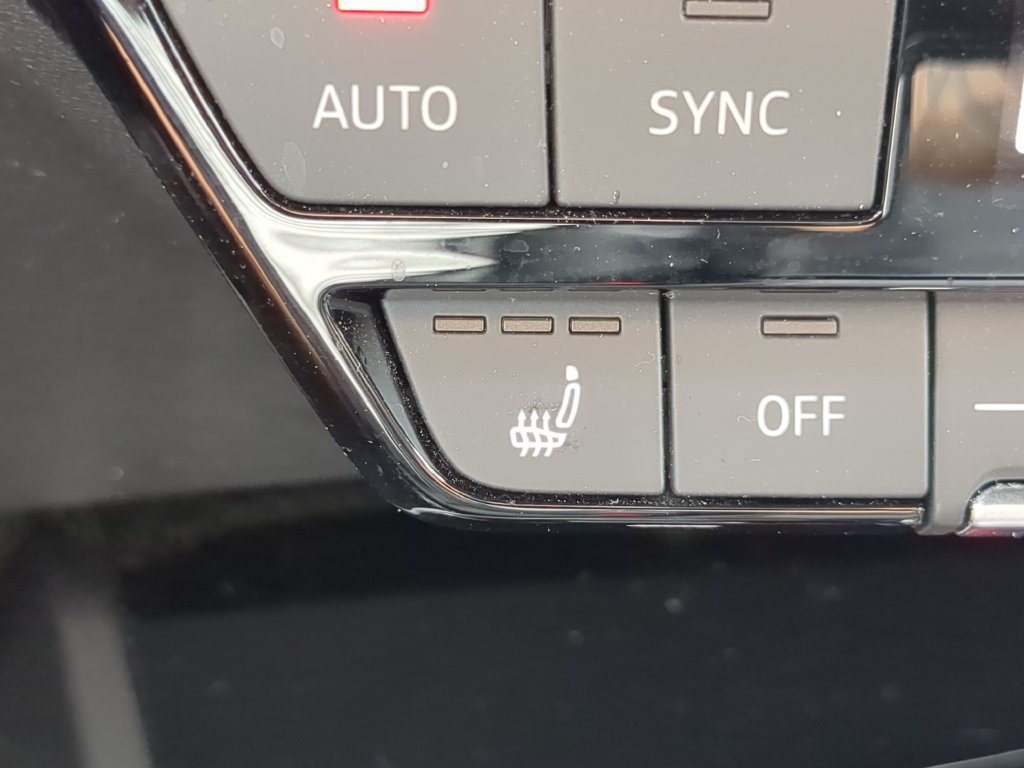 Used 2023 Audi Q4 e-tron Premium Plus w/ Premium Plus RWD image 26