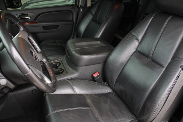 Used 2011 GMC Sierra 2500 SLT w/ Snow Plow Prep Package image 5