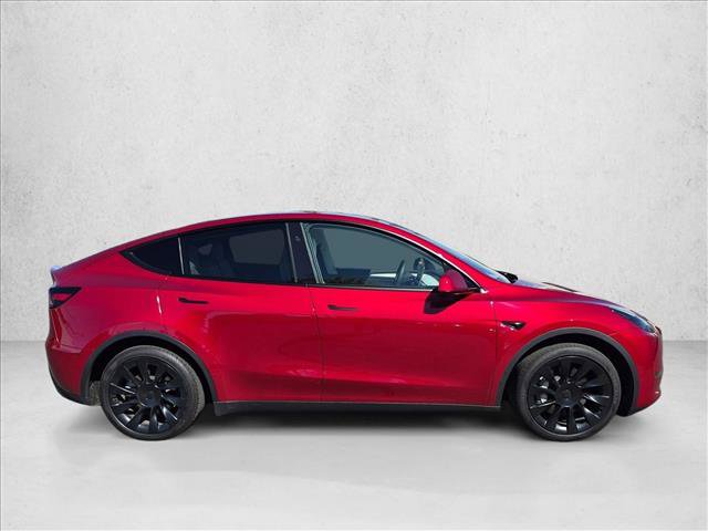 Used 2024 Tesla Model Y Long Range AWD/4WD image 4