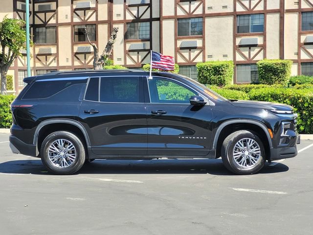 Used 2024 Chevrolet Traverse LT image 4