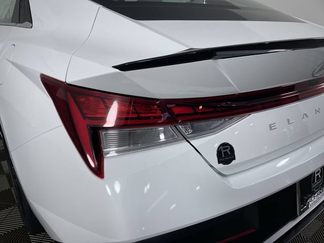 New 2026 Hyundai Elantra SEL Sport Premium FWD image 35