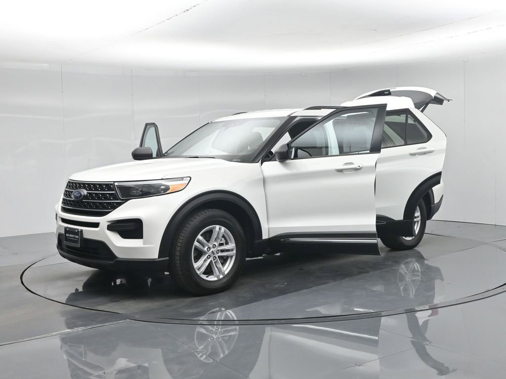 Certified 2023 Ford Explorer XLT image 34