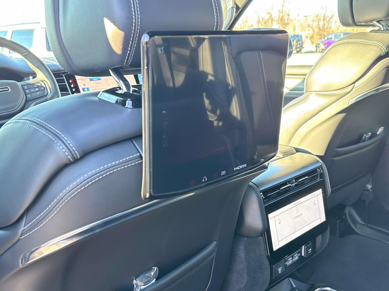 New 2026 Jeep Grand Wagoneer L Summit image 26