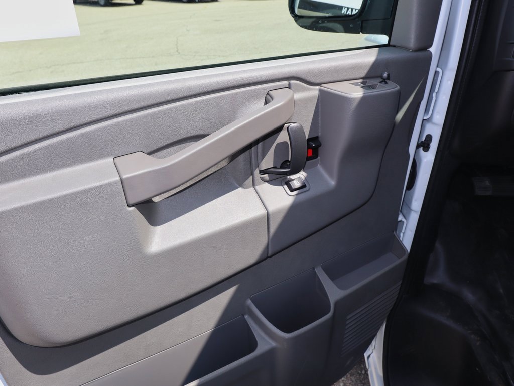 New 2025 GMC Savana 2500 Extended w/ Driver Convenience Package image 13
