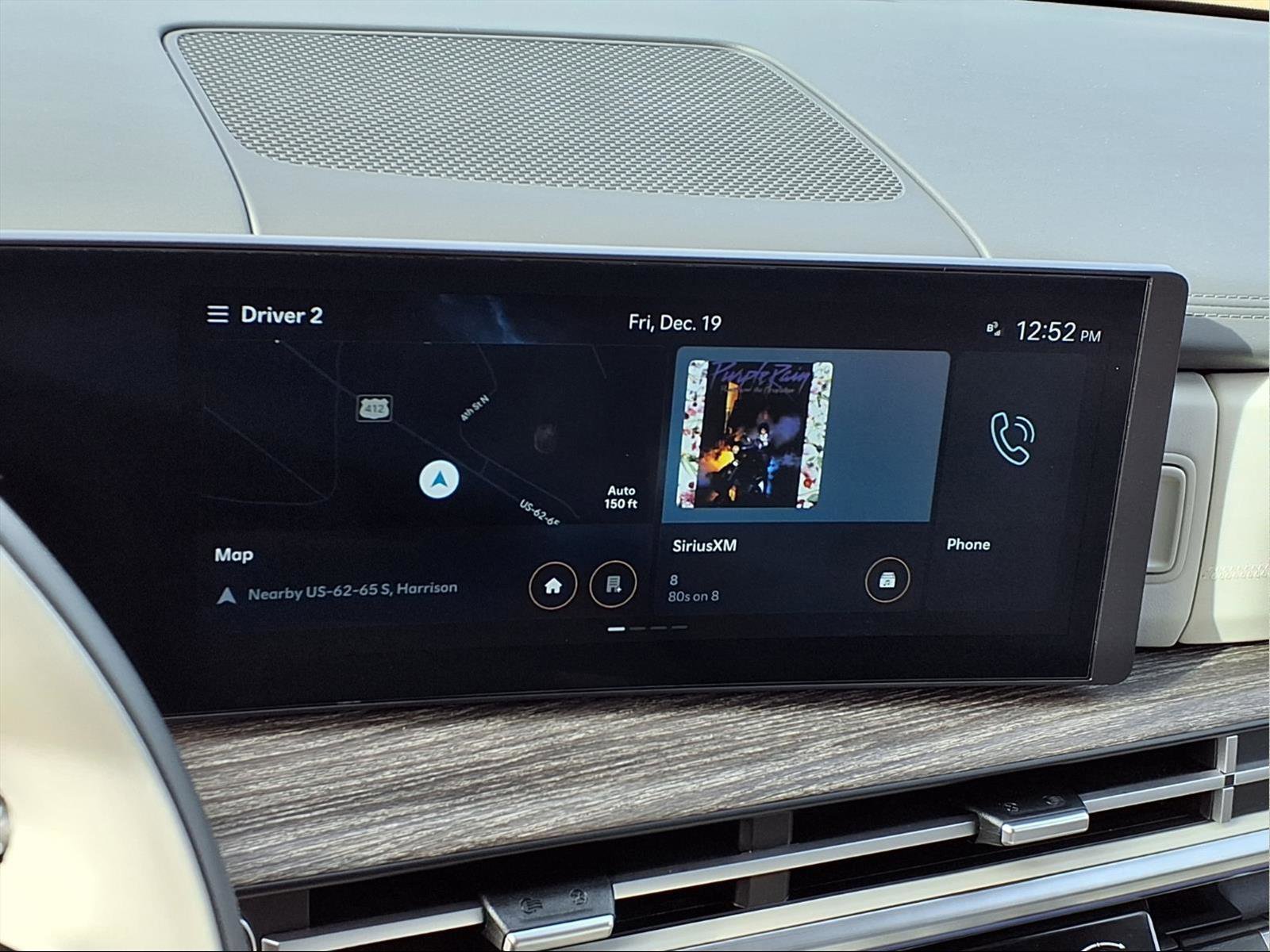 Used 2025 Hyundai Santa Fe Calligraphy image 7