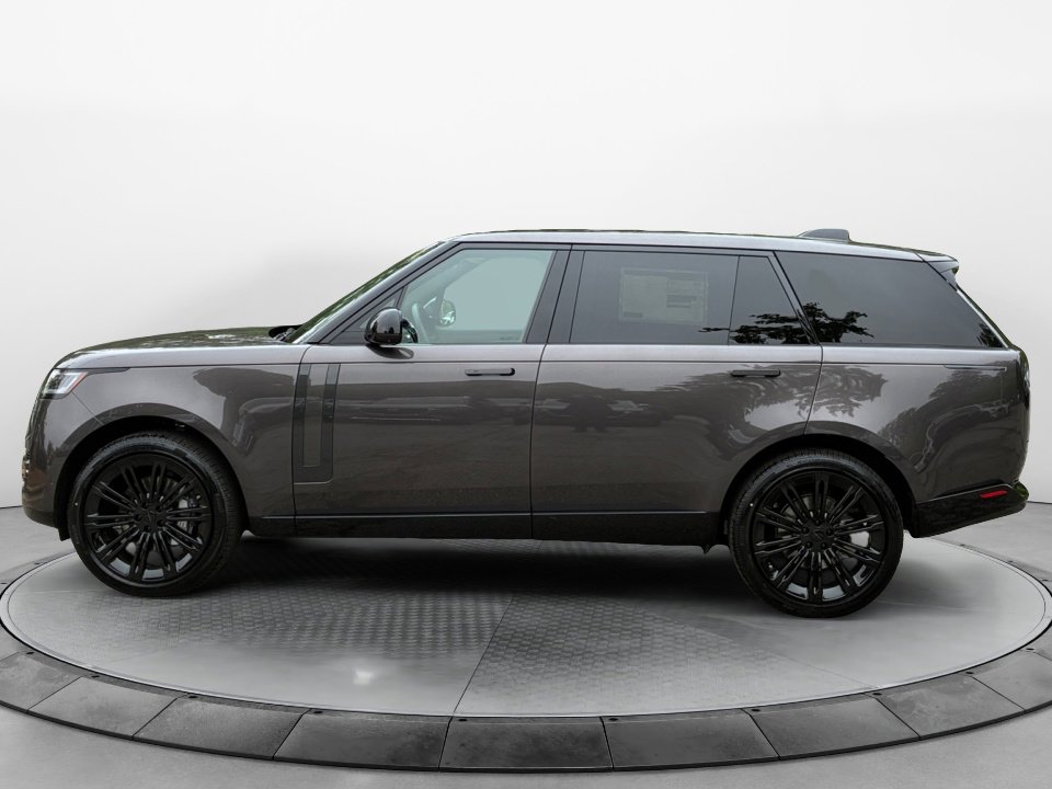 New 2026 Land Rover Range Rover Long Wheelbase SE AWD/4WD image 4