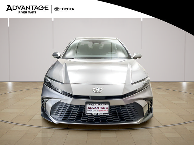 Certified 2025 Toyota Camry SE FWD image 2