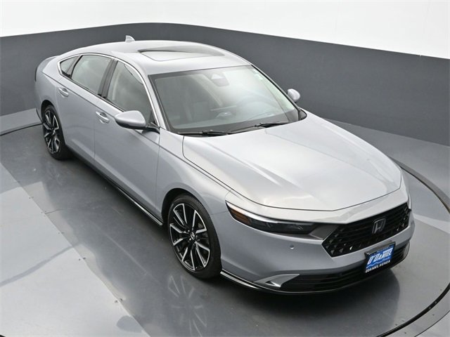 Used 2024 Honda Accord Touring image 19