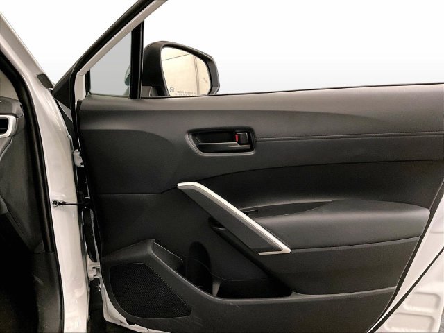 Used 2026 Toyota Corolla Cross LE AWD/4WD image 23
