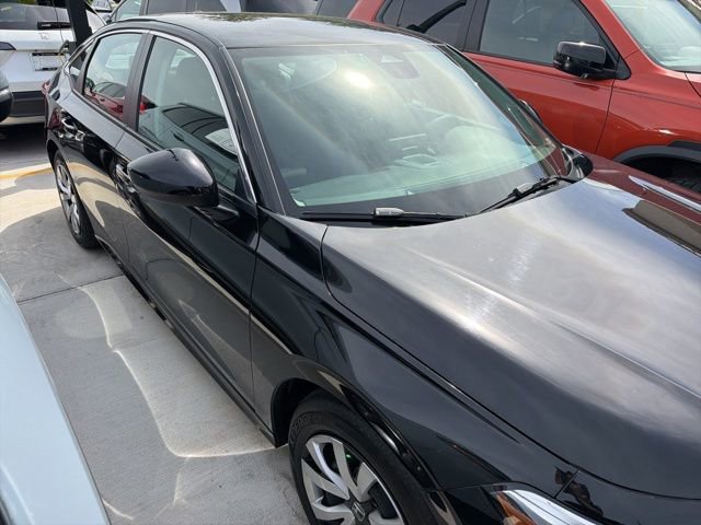 Used 2025 Honda Civic LX image 4