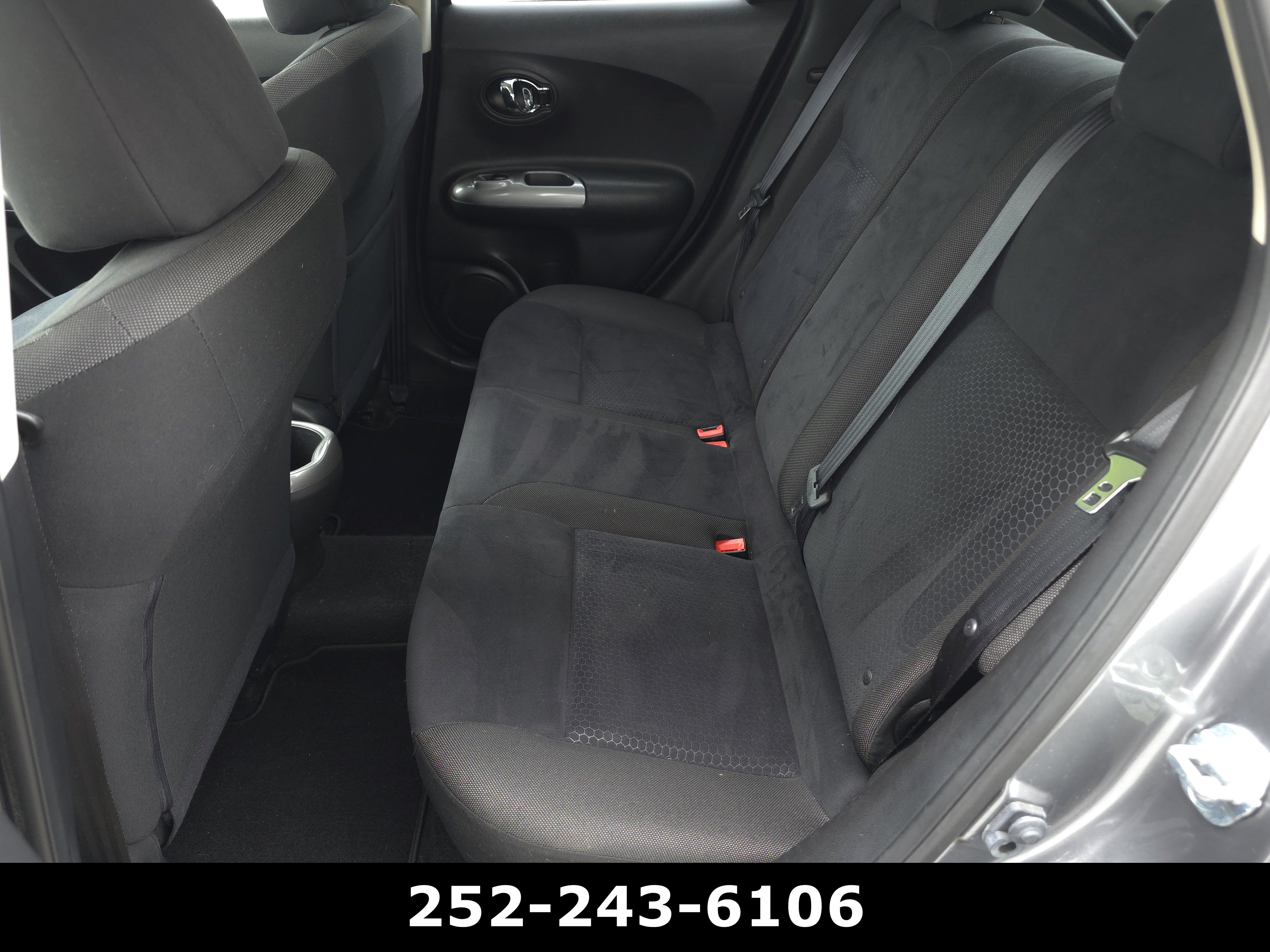 Used 2015 Nissan Juke SV image 18