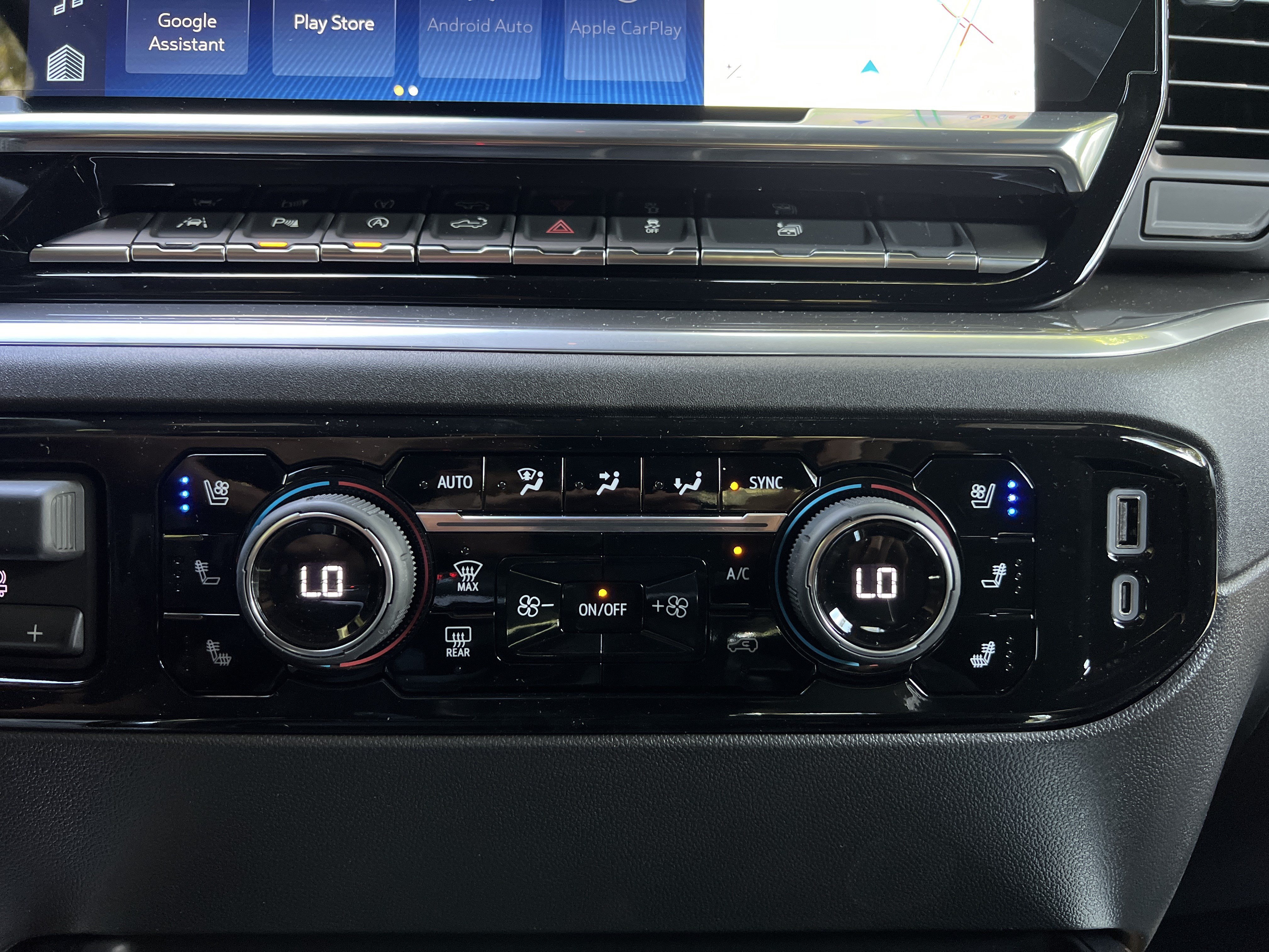 New 2026 Chevrolet Silverado 1500 High Country AWD/4WD image 28