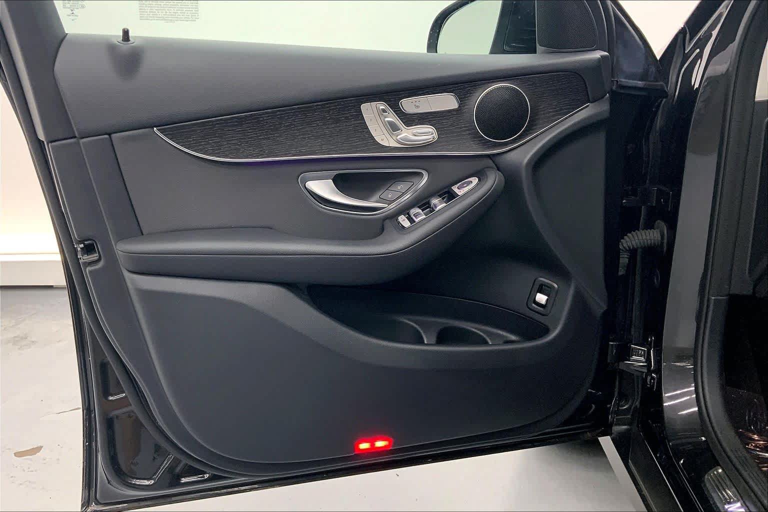 Certified 2022 Mercedes-Benz GLC 300 image 19