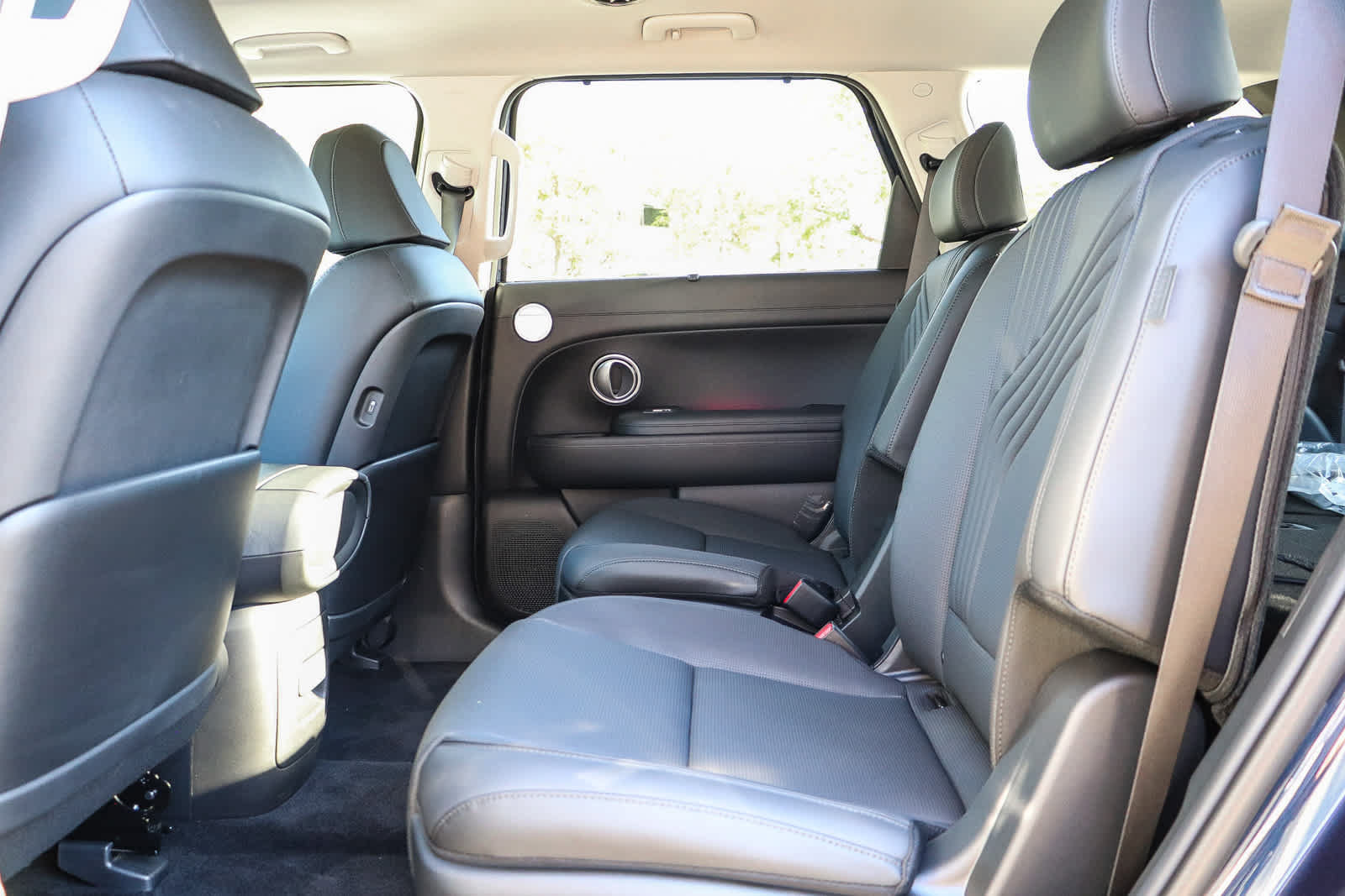 New 2026 Hyundai Palisade SEL Premium w/ Tow & Go Package FWD image 19