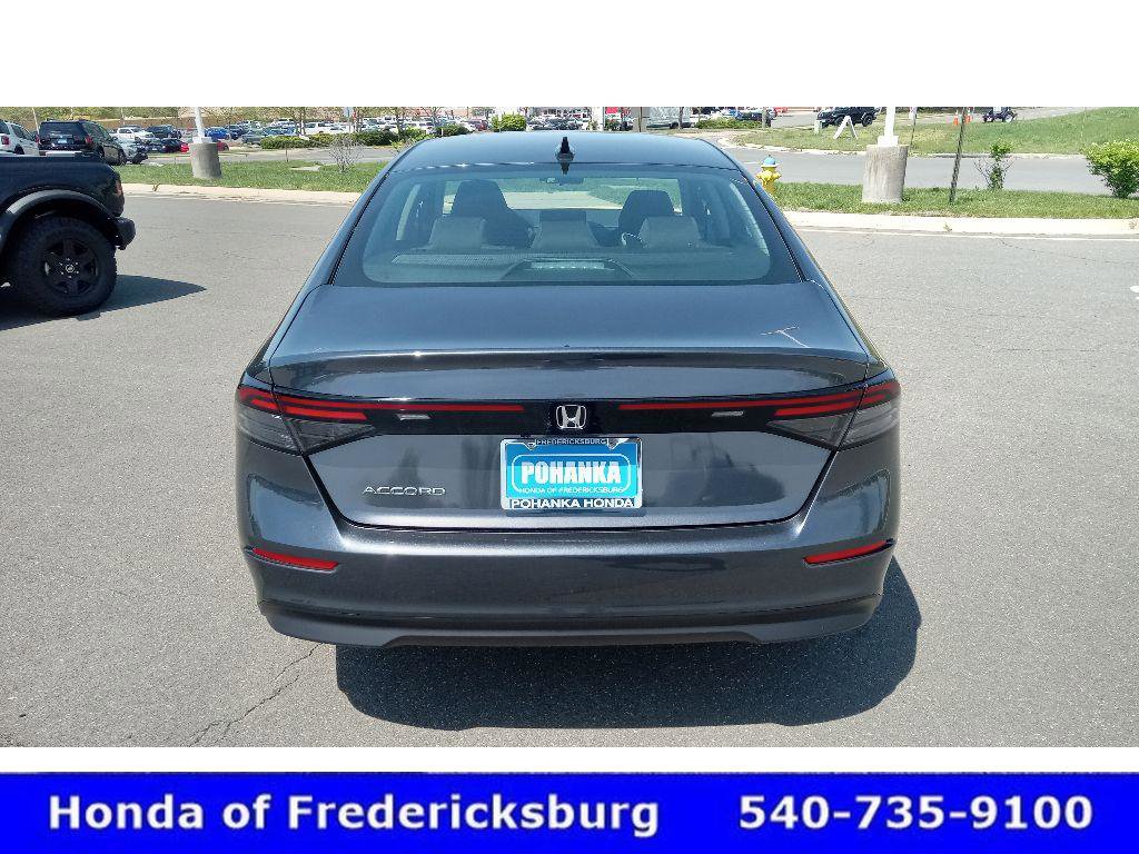 Certified 2025 Honda Accord SE image 6