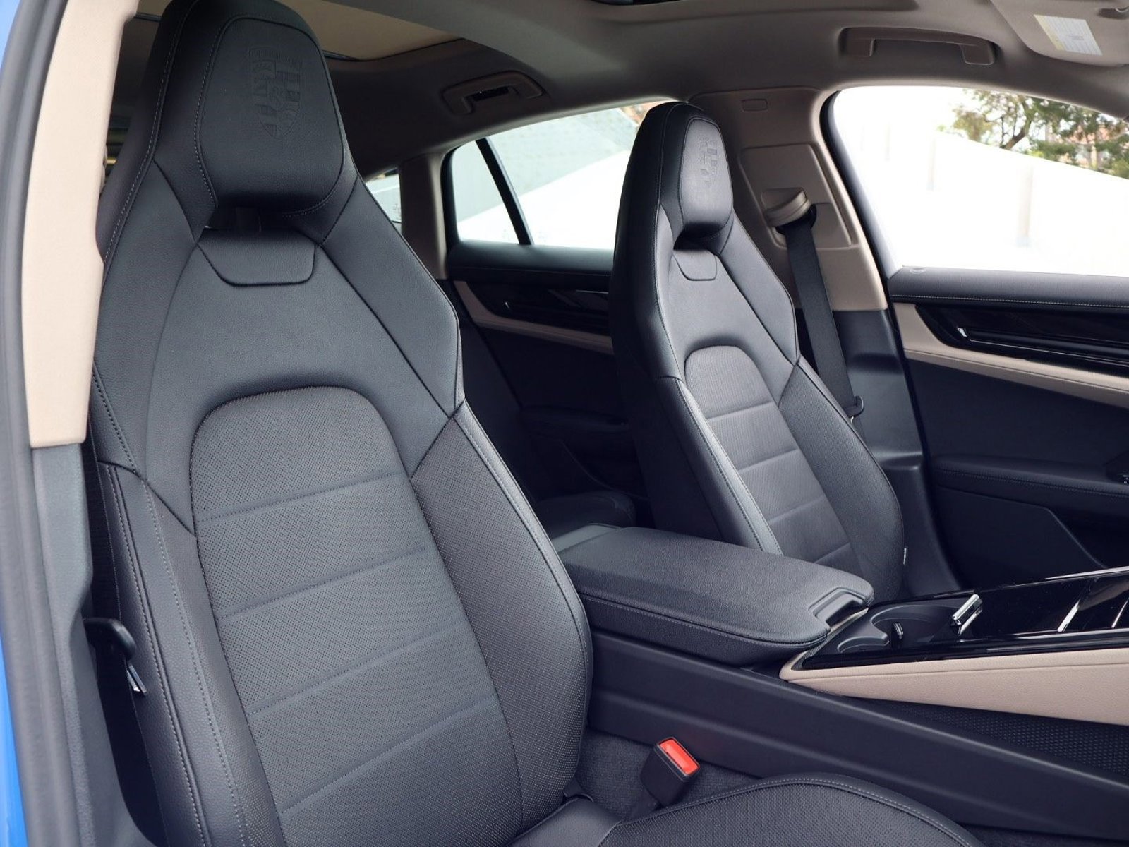 Certified 2024 Porsche Panamera image 24