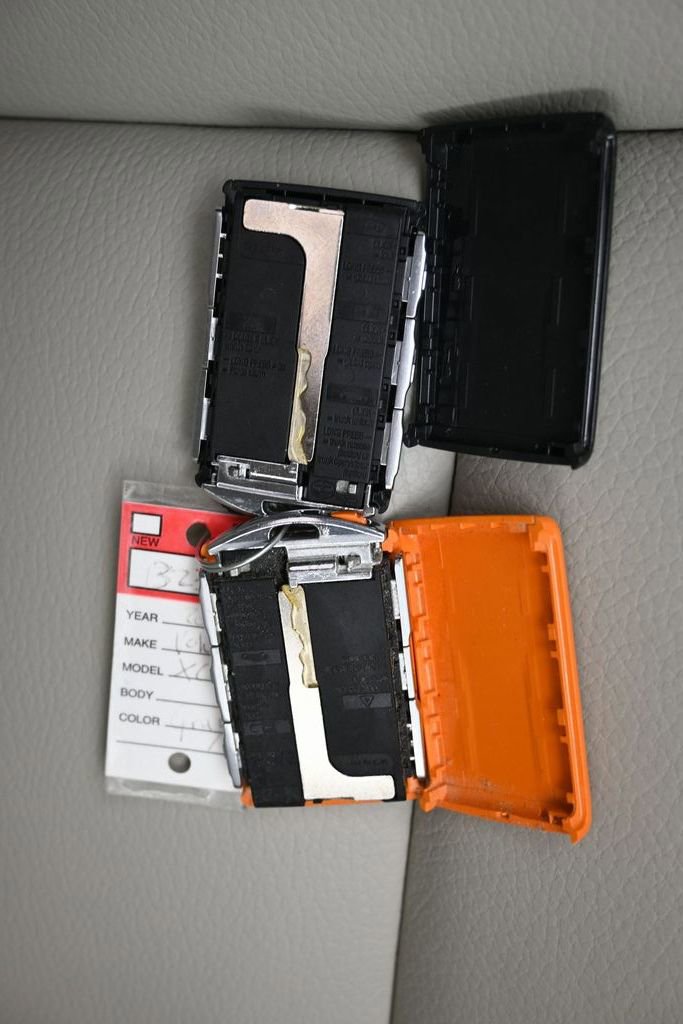 Used 2023 Volvo XC60 B5 Plus w/ Protection Package Premier image 30