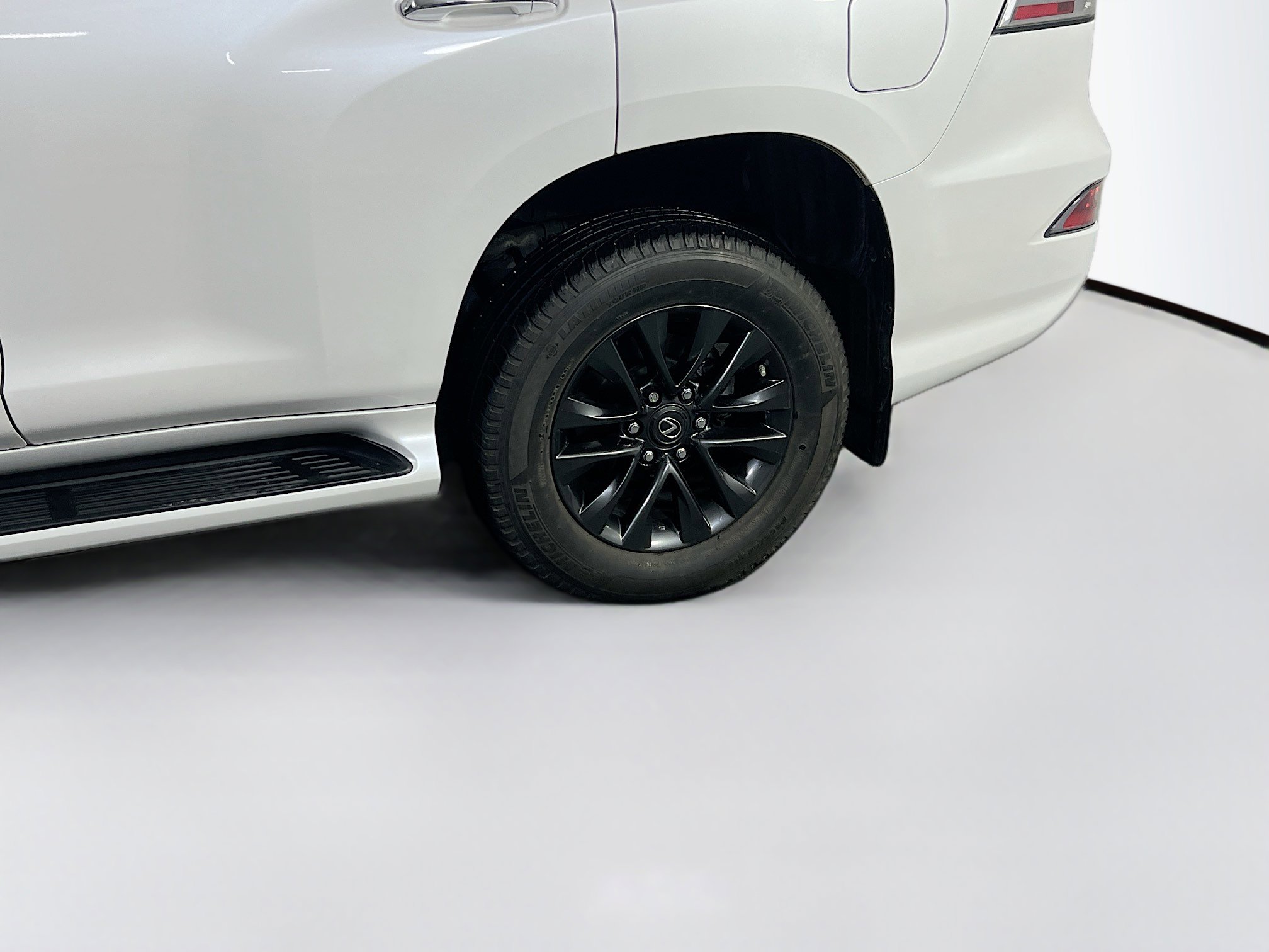 Used 2023 Lexus GX 460 Premium w/ Premium Plus Package image 31