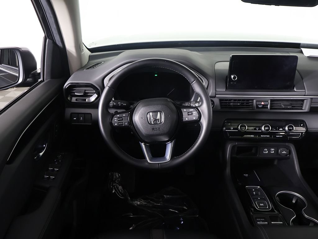 Used 2023 Honda Pilot Touring image 39