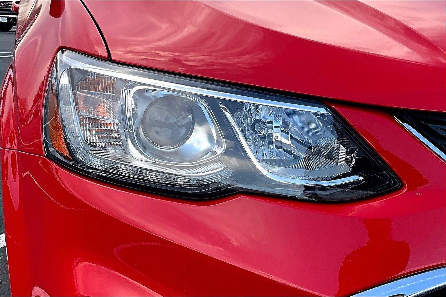 Used 2018 Chevrolet Sonic LS image 28