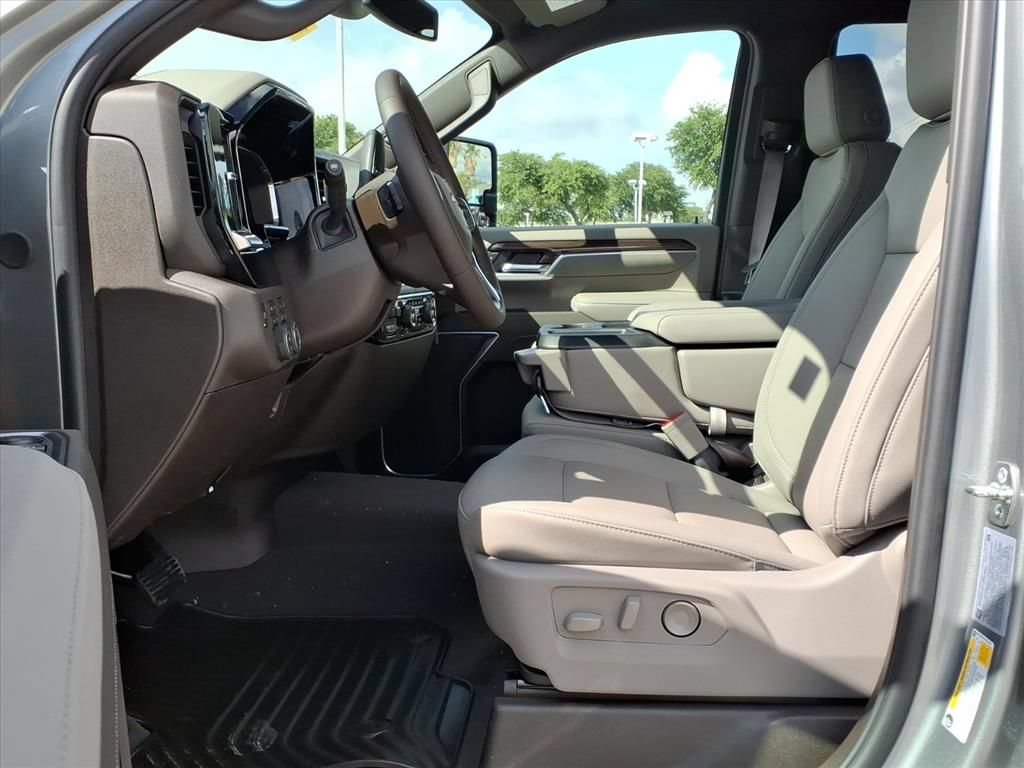 New 2026 Chevrolet Silverado 2500 LT w/ Safety Package AWD/4WD image 16
