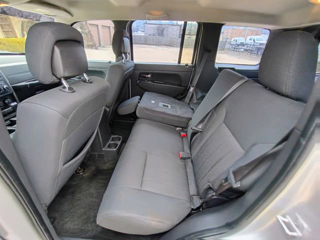 Used 2012 Jeep Liberty Sport image 58