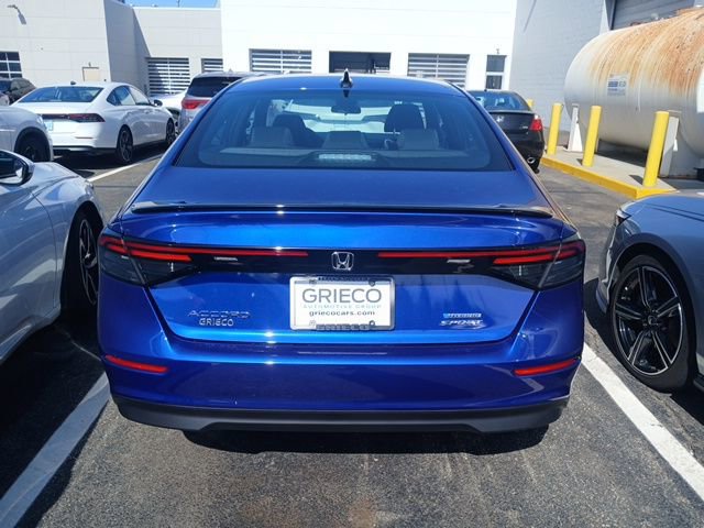 Certified 2025 Honda Accord Sport image 3