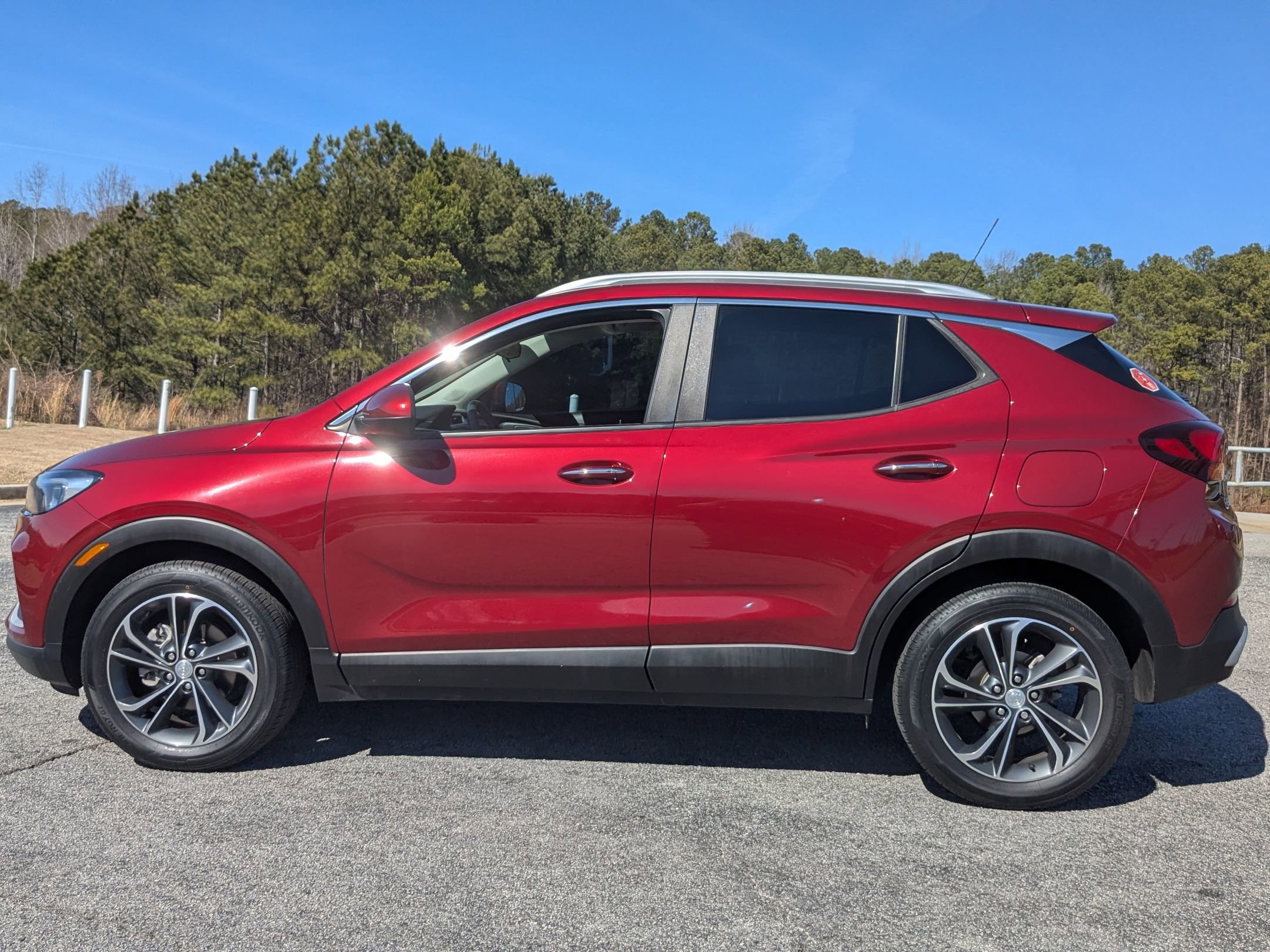 Used 2022 Buick Encore GX Select image 8