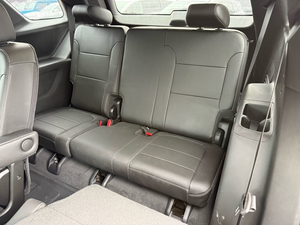 Used 2023 Chevrolet Traverse LT w/ LPO, Floor Liner Package image 13