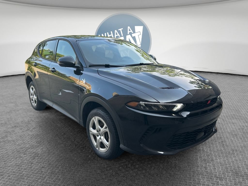 Used 2024 Dodge Hornet GT w/ Cold Weather Group AWD/4WD video 1