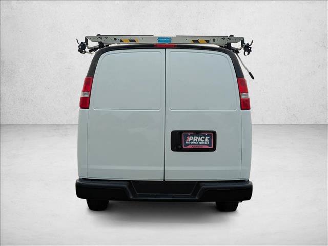 Used 2022 Chevrolet Express 2500 w/ Driver Convenience Package RWD image 7