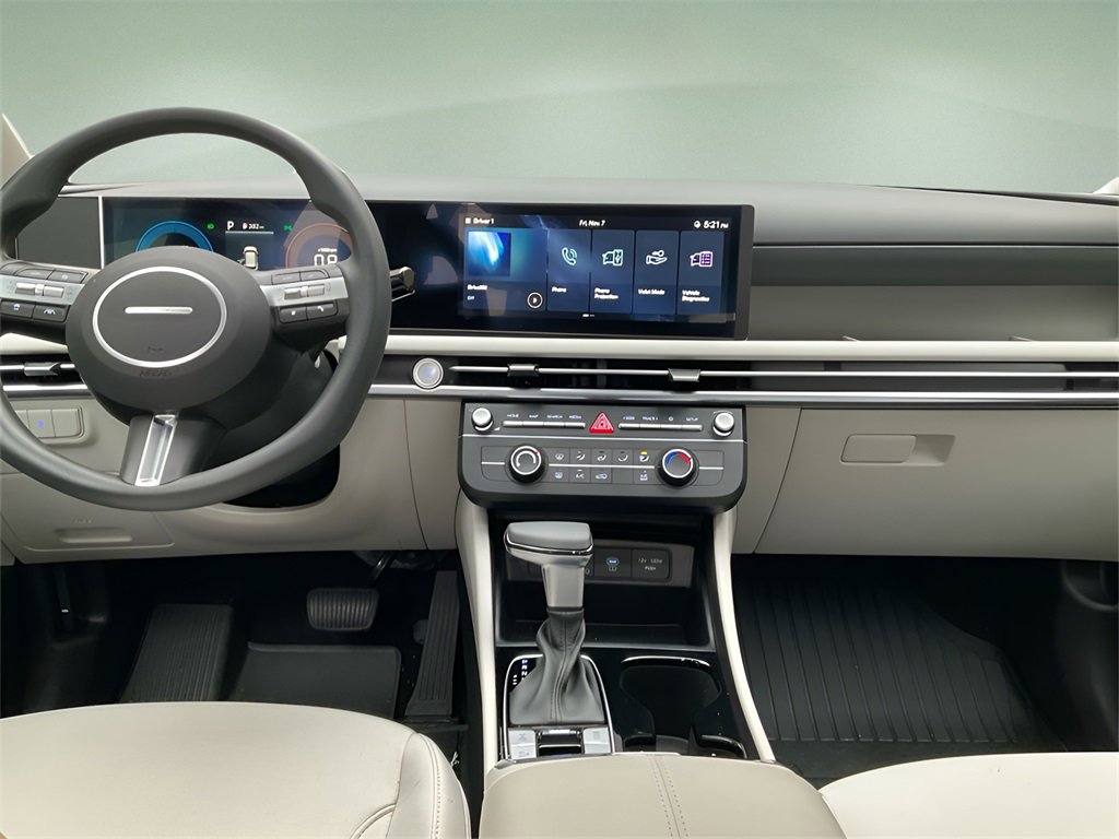 Certified 2025 Hyundai Tucson SE image 20