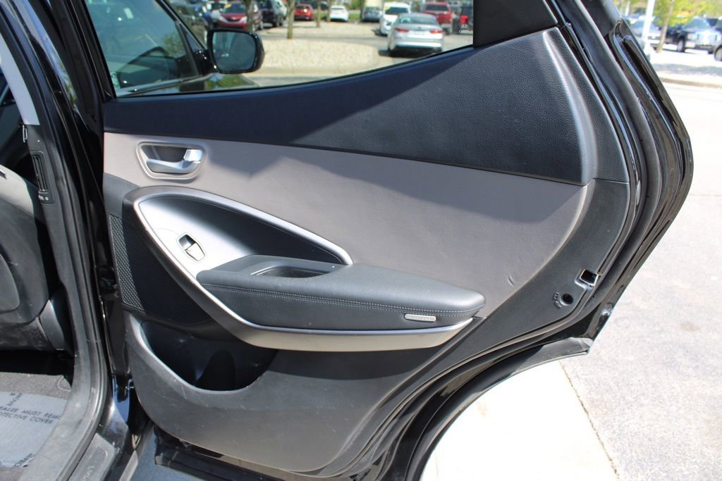 Used 2017 Hyundai Santa Fe Sport AWD/4WD image 23