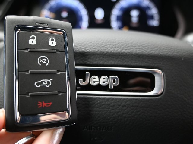New 2026 Jeep Grand Cherokee Altitude AWD/4WD image 42