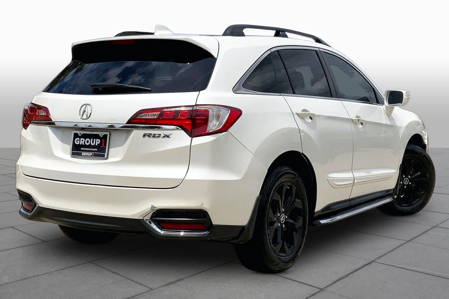 Used 2017 Acura RDX w/ Tech & AcuraWatch Plus Pack FWD image 13