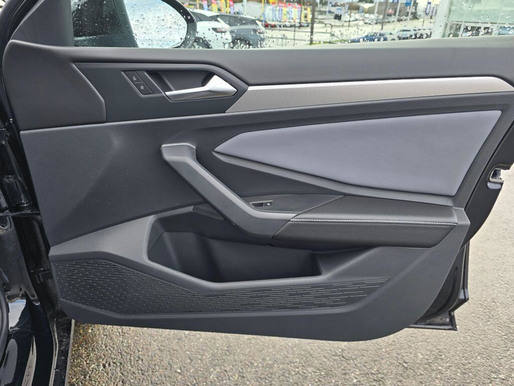 New 2026 Volkswagen Jetta SE image 42