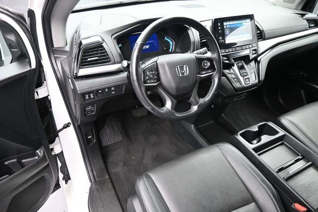 Used 2023 Honda Odyssey Touring image 13