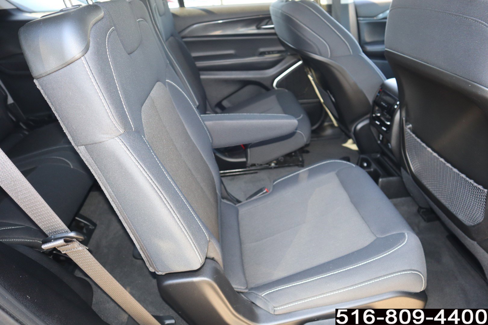 Used 2021 Jeep Grand Cherokee L Laredo w/ Luxury Tech Group I image 23