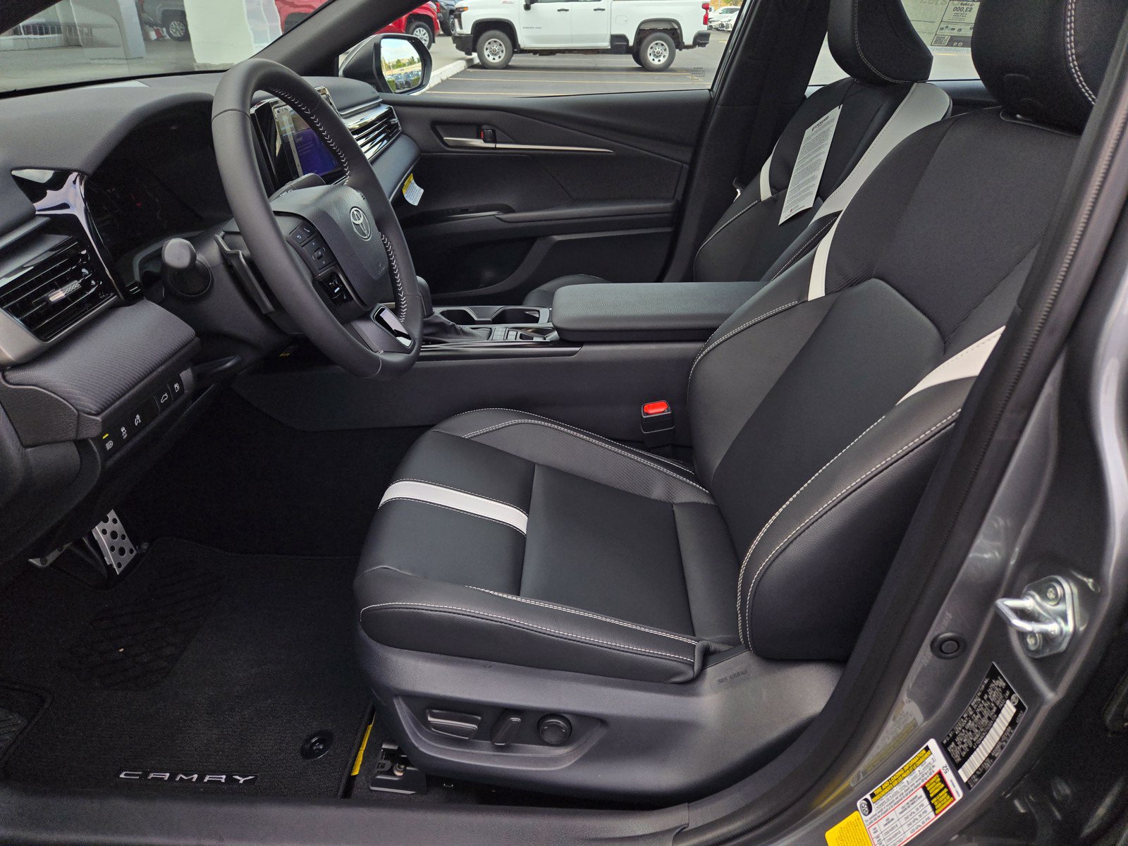 Certified 2026 Toyota Camry SE w/ Convenience Package FWD image 15