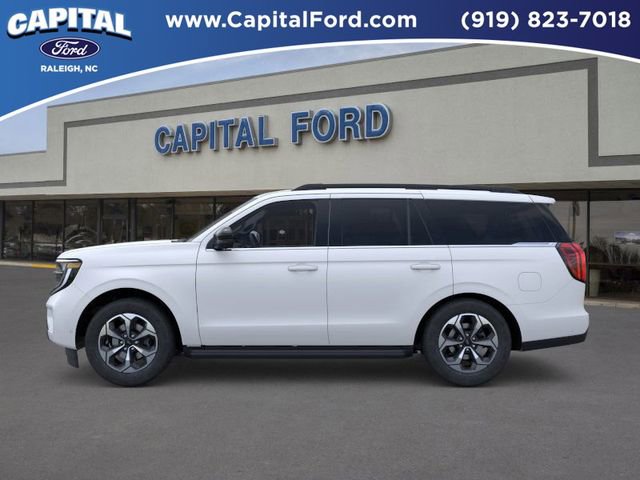 New 2026 Ford Expedition Active image 3