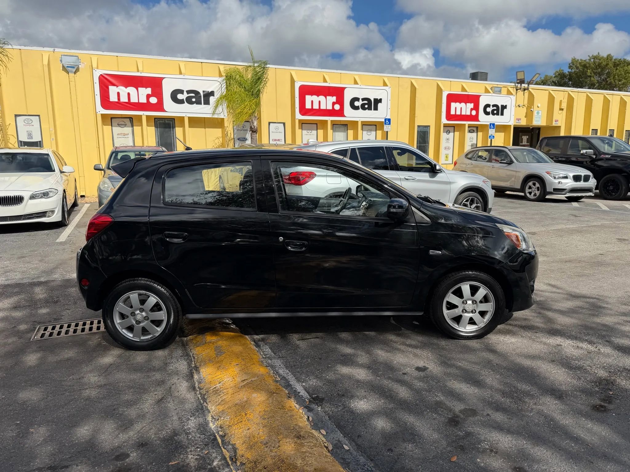 Used 2015 Mitsubishi Mirage ES image 6