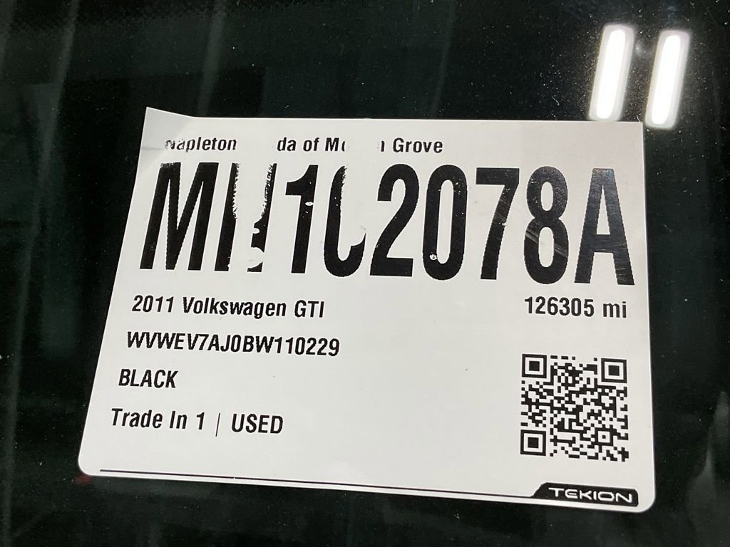 Used 2011 Volkswagen GTI Autobahn FWD image 32