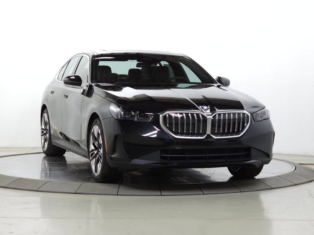 New 2026 BMW 530i xDrive w/ Convenience Package AWD/4WD image 1