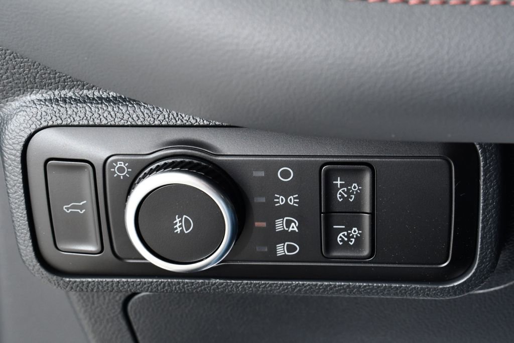 New 2026 Ford Explorer Active w/ Active Comfort Package image 33