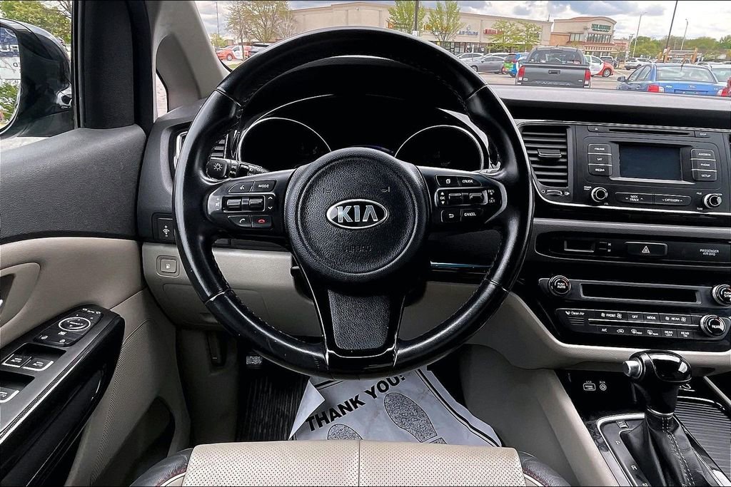 Used 2015 Kia Sedona EX FWD image 5