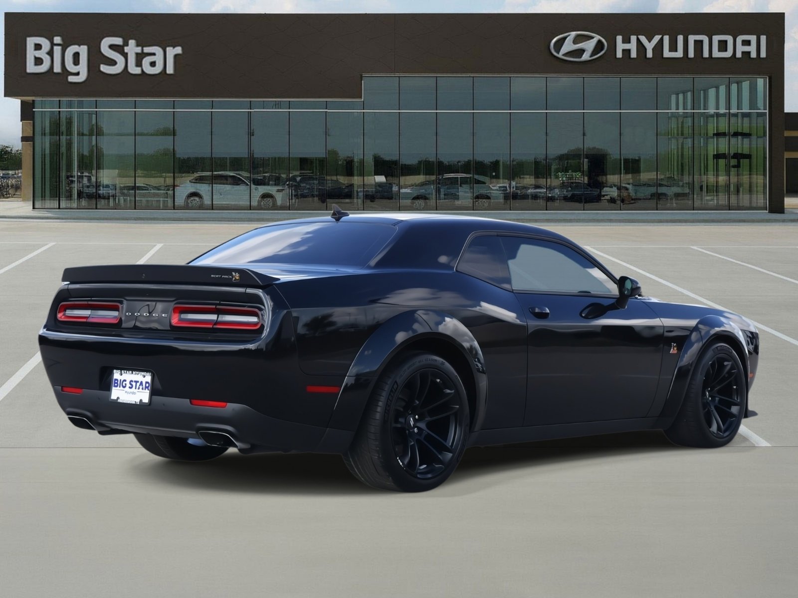 Used 2023 Dodge Challenger R/T Scat Pack image 4