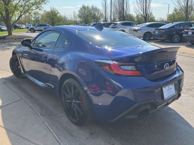Used 2024 Toyota GR86 Premium RWD image 5
