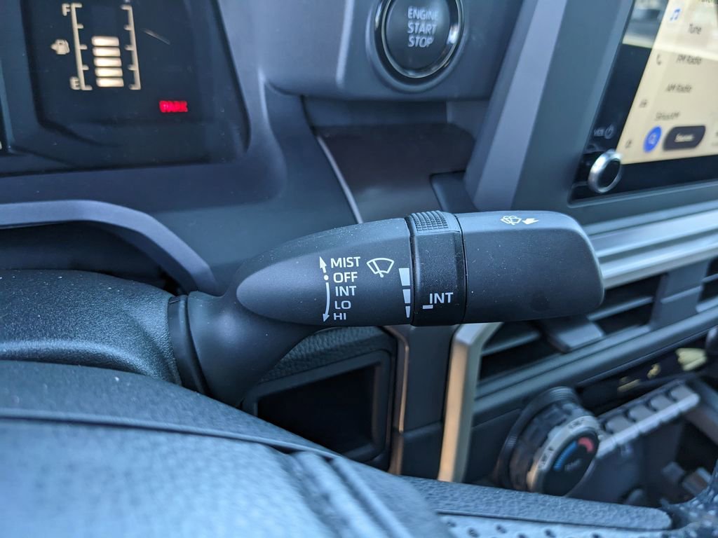 Used 2025 Toyota Tacoma SR5 image 31