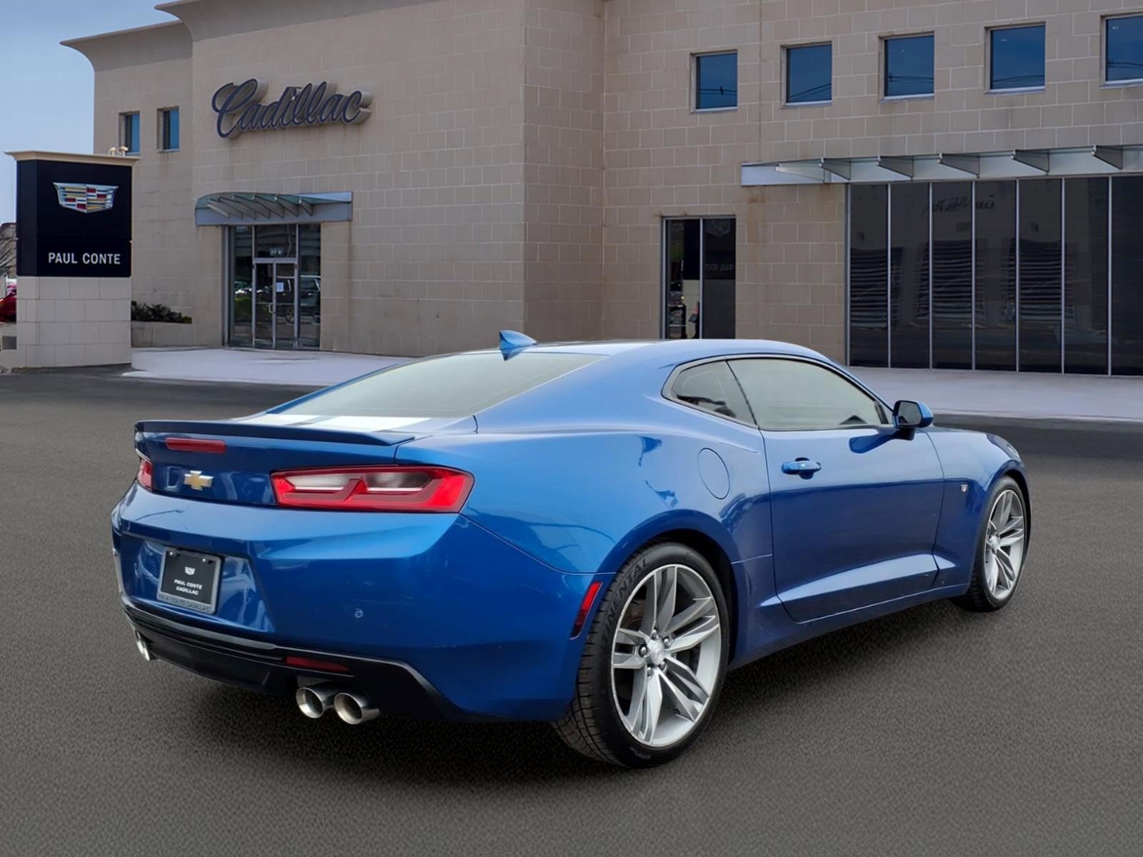 Used 2017 Chevrolet Camaro LT RWD image 5
